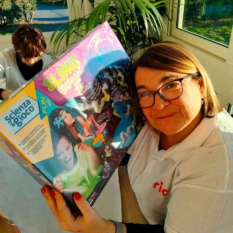 An image of Ria employees serving at Ronald McDonald House in Italy